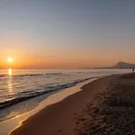 Denia Beach Lodge