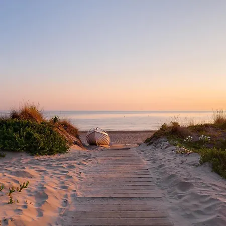 Denia Beach Lodge 德尼亚