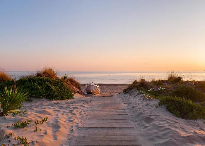 Denia Beach Lodge 德尼亚