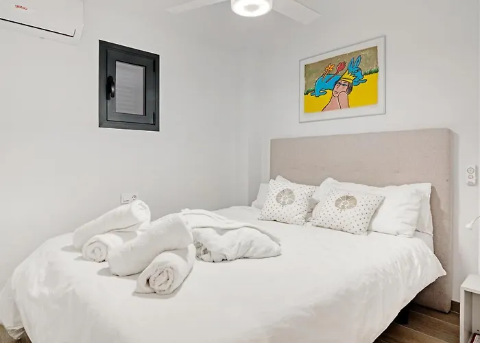 Denia Beach Lodge 펜션