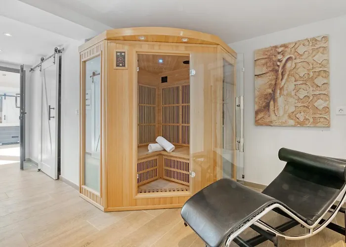 펜션 Denia Beach Lodge 데니아