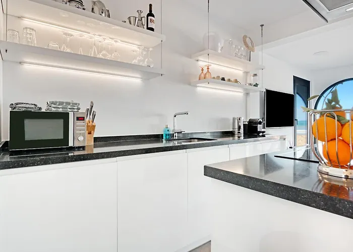 Denia Beach Lodge 펜션 데니아